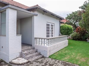 4 Bed House in Baysville