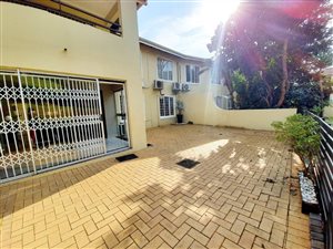 3 Bed Apartment in Sunningdale
