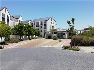 3 Bedroom Apartment in De Velde