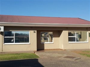 3 Bed Townhouse in Vanderbijlpark CW5