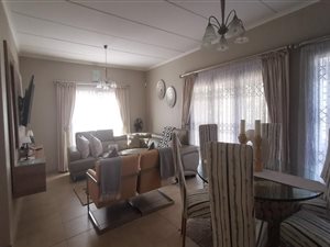 3 Bed House in Ruimsig