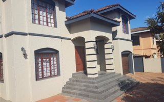 5 Bedroom Apartment in Louis Trichardt