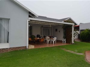 4 Bedroom House in Witkoppie Ridge