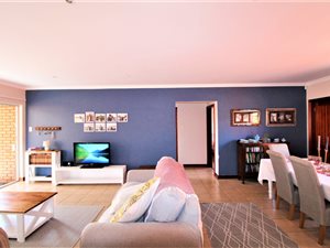 3 Bed Townhouse in Pentagon Park