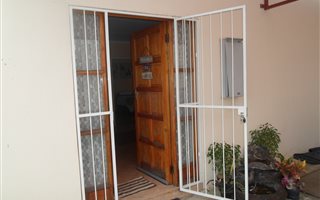 2 Bedroom Simplex in Hospitaalpark