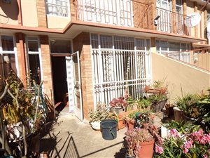 3 Bed Duplex in Krugersdorp North