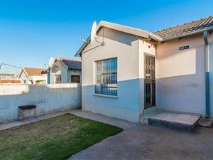 2 Bed House in Fleurhof