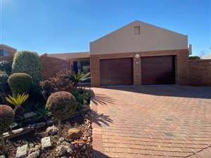 3 Bed Cluster in Farrarmere