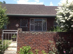 3 Bedroom Townhouse in Clarendon