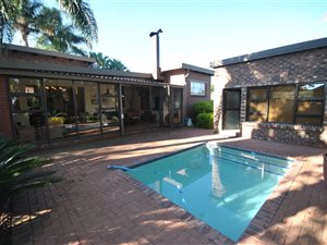 4 Bed House in Aviary Hill