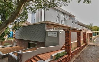 Studio Apartment in Three Anchor Bay