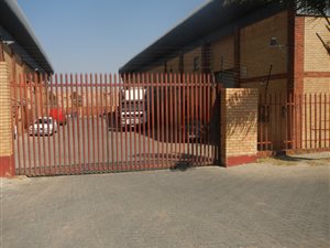 470 m² Industrial space in Ormonde
