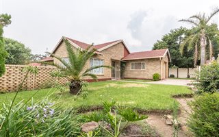 3 Bedroom House in Mackenzie Park