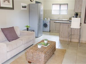 2 Bedroom Apartment in Mooikloof Gardens