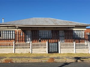 3 Bed House in Haddon