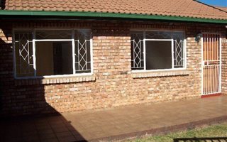 1 Bedroom Garden Cottage in Bredell AH