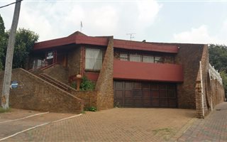 4 Bedroom House in Laudium