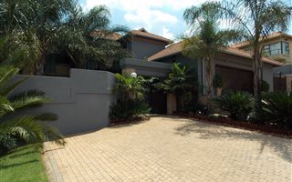 5 Bedroom House in Birdwood