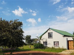 5.3 ha Farm in Sterkfontein and surrounds