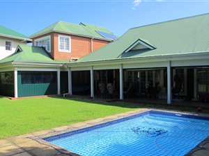 6 Bedroom House in Mt Edgecombe Estate 1 & 2