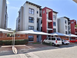 2 Bed Apartment in Dainfern