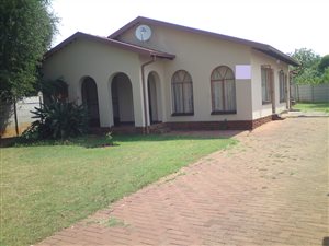 4 Bed House in Wolmer