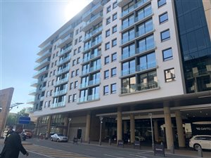 1 Bed Apartment in Melrose Arch