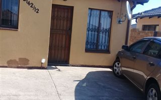 2 Bedroom House in Riverlea