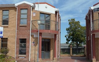 110 m² Commercial space in George Central