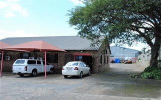 250 m² Commercial space in Rocky Drift