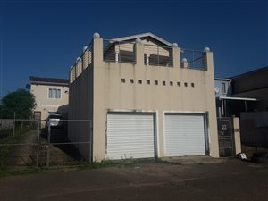 3 Bed Duplex in Grove End