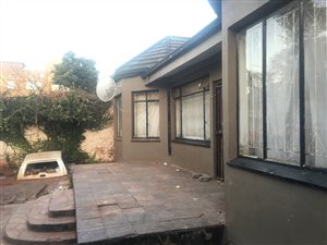 3 Bedroom House in Bellevue