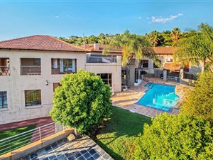 4 Bed House in Mooikloof Equestrian Estate
