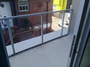 Bachelor apartment in Maboneng