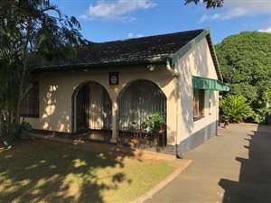 3 Bed House in Manor Gardens