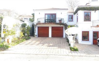 1 Bedroom House in River Club