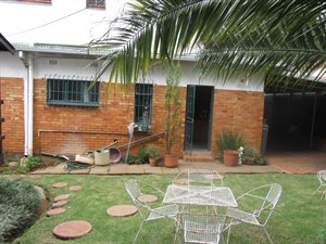 4 Bed House in Westdene