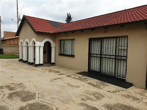 3 Bed House in Soweto Central