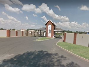 568 m² Land available in Risiville