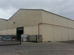 562 m² Industrial space in Dal Josafat