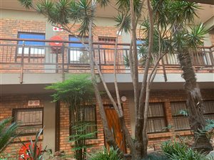 2 Bed Apartment in Nimrod Park