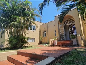 4 Bed House in Bonza Bay