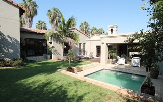 4 Bedroom House in Dainfern Ridge