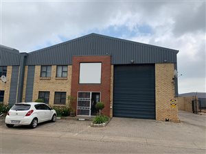 360 m² Industrial space in Hughes