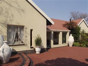 4 Bed House in Presidents Dam