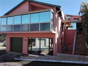 4 Bed House in Hibberdene