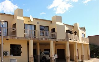 2 Bedroom Apartment in Bay View