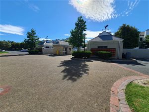 2 Bed Apartment in Silver Oaks