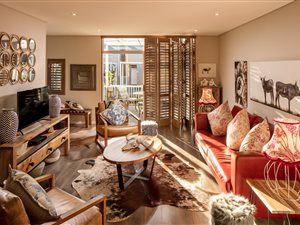 3 Bed Townhouse in Somerset West Central