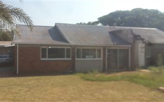 2.7 ha Farm in Derdepoort